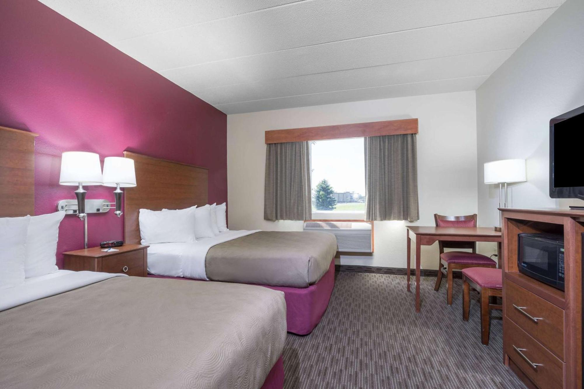 Americinn By Wyndham Baldwin Buitenkant foto
