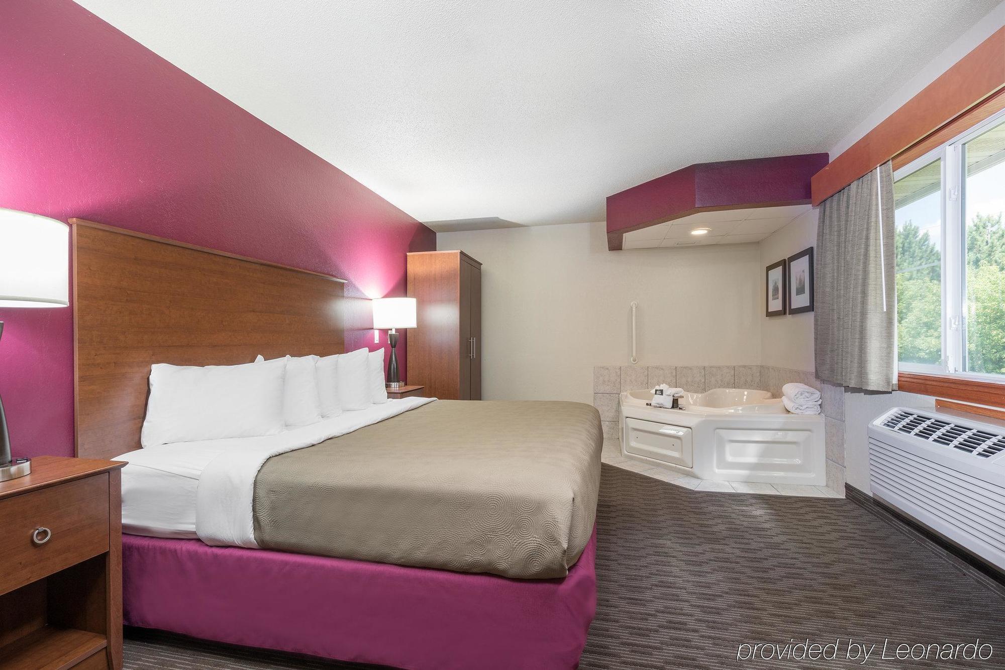 Americinn By Wyndham Baldwin Buitenkant foto
