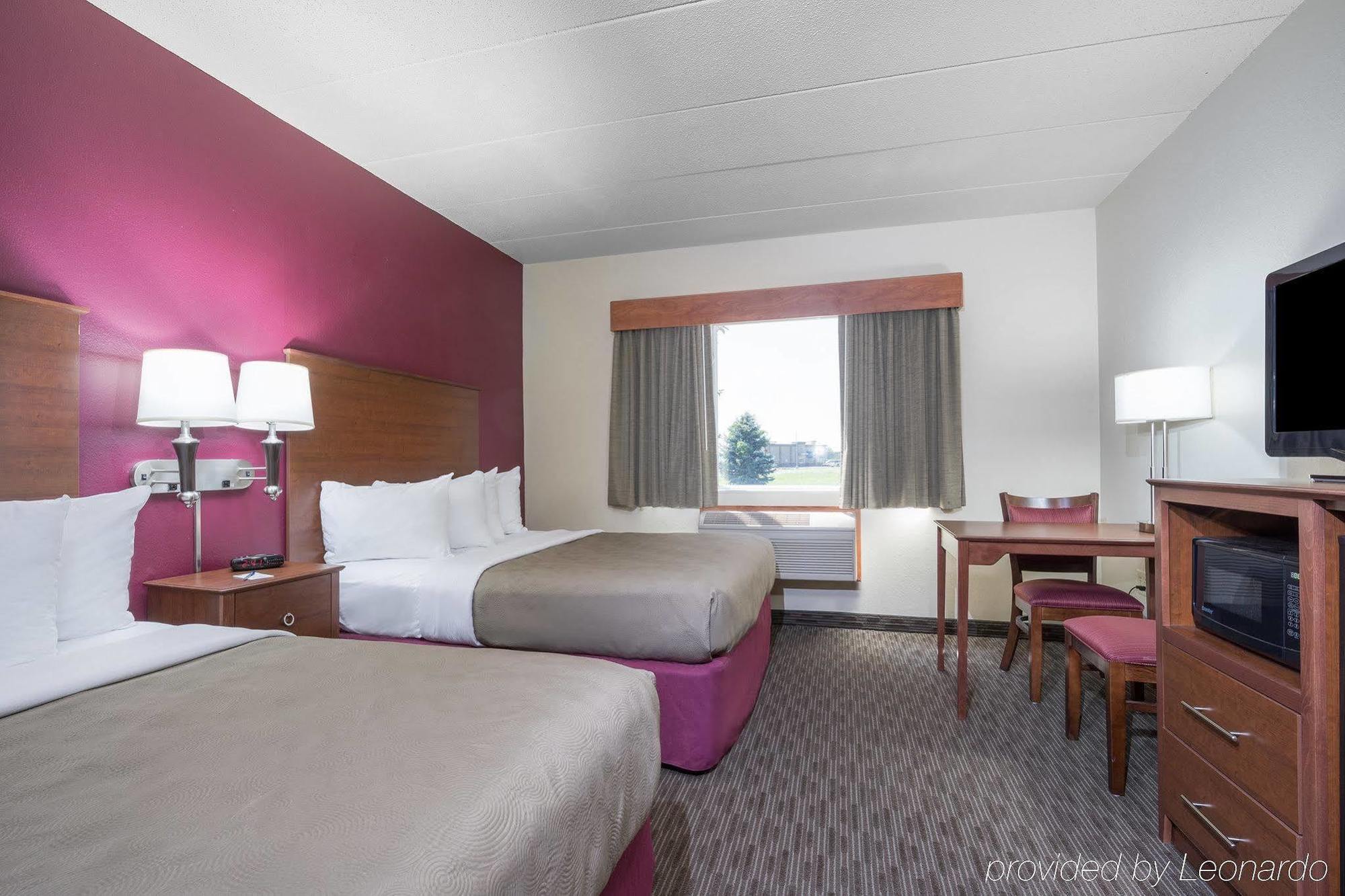 Americinn By Wyndham Baldwin Buitenkant foto
