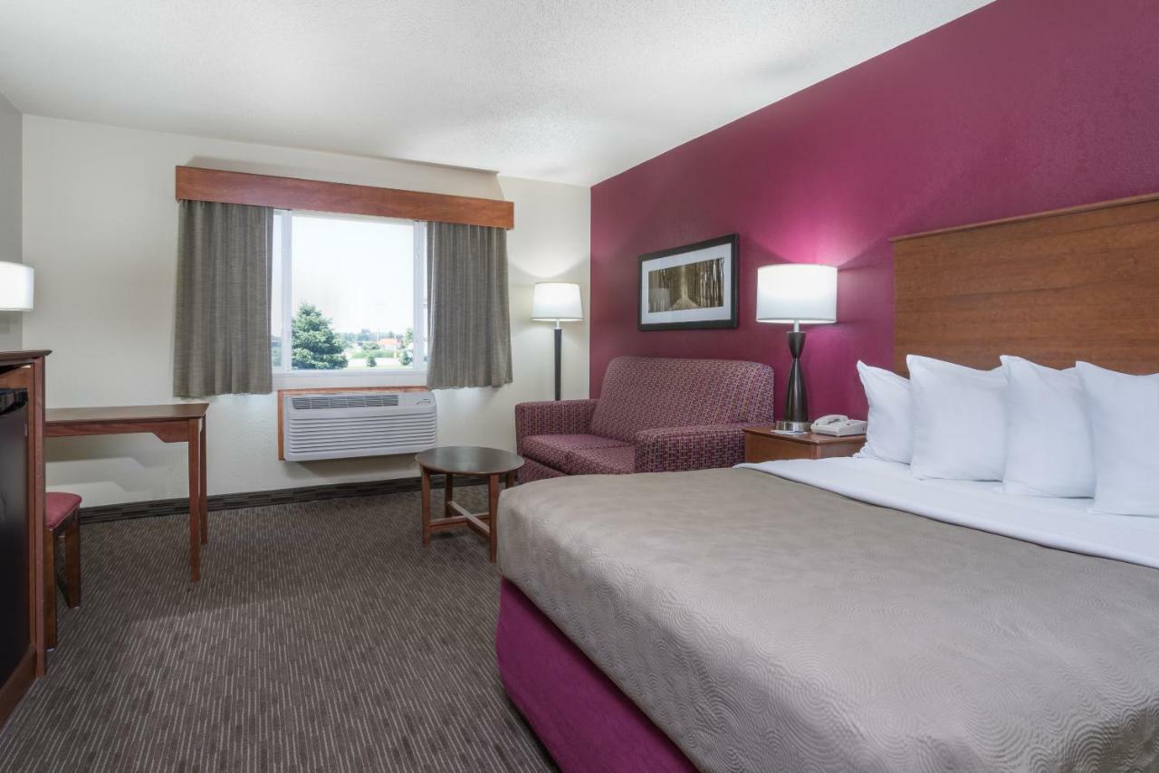 Americinn By Wyndham Baldwin Buitenkant foto
